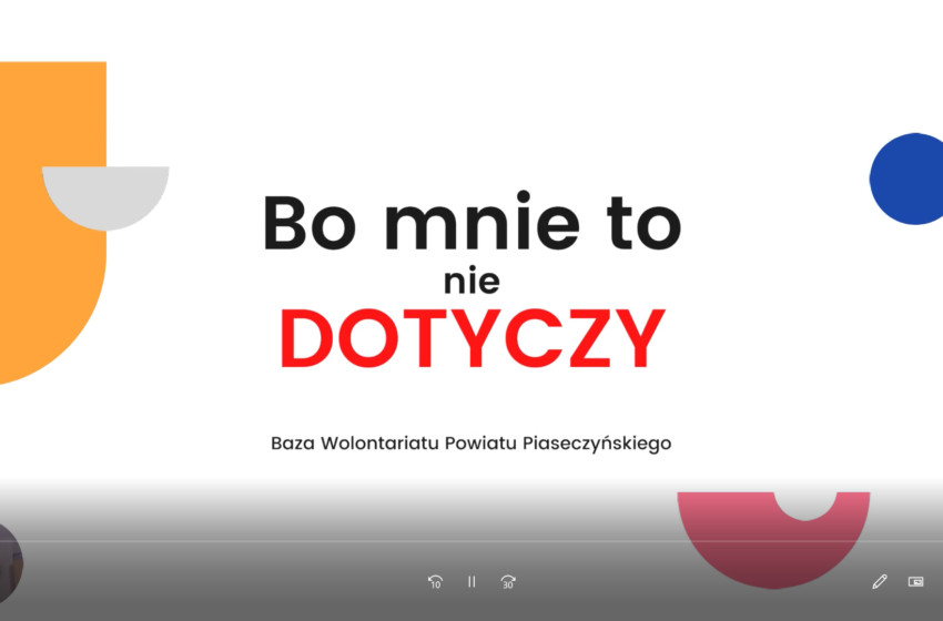 BO MNIE TO NIE DOTYCZY CZARNO CZERWONY NAPIS NA TLE KÓŁ RÓZOWO POMARAŃCZOWO SZARYCH