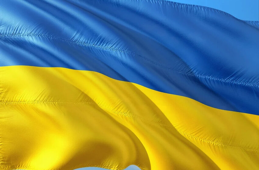 Flaga ukrainy niebiesko, żółta